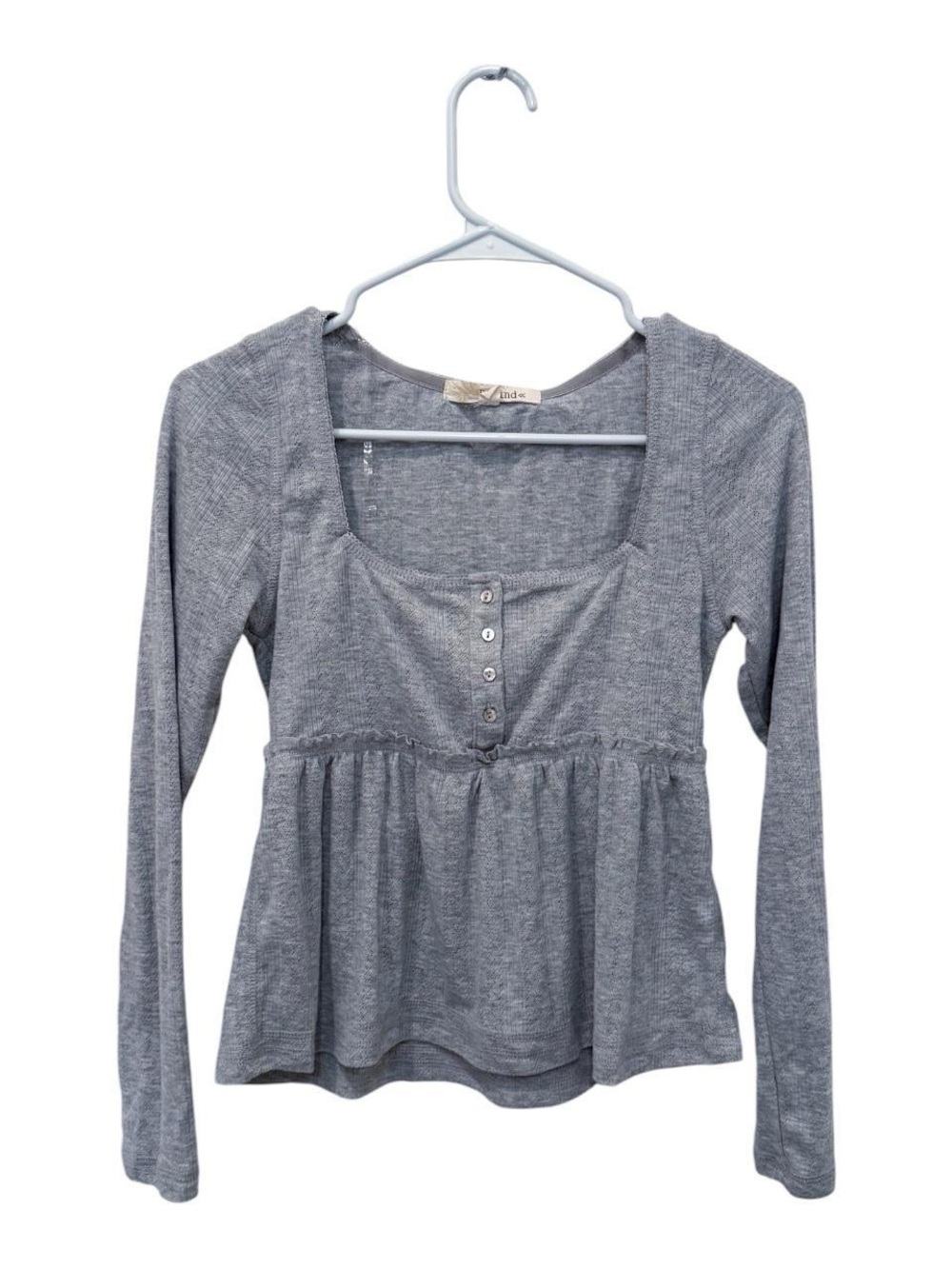 Vintage Y2K Women’s Rewind Gray Long Sleeve Top